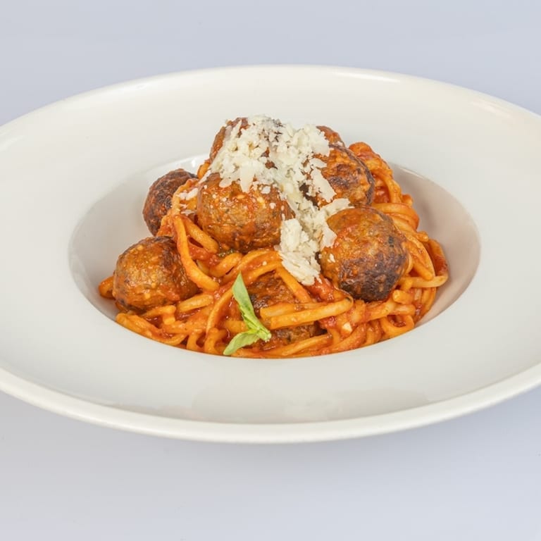 Crave-Worthy Chicken Tenders: A Crowd Favorite